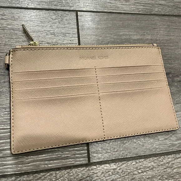 Michael Kors Leather Credit Card Wristlet Tan - Picture 2 of 6